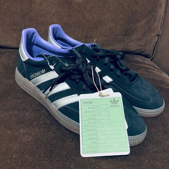Rare Sample Tag Adidas Handball Spezial Blk Silver Purple 9 US 8.5 UK 42 2/3 EU - Picture 1 of 10